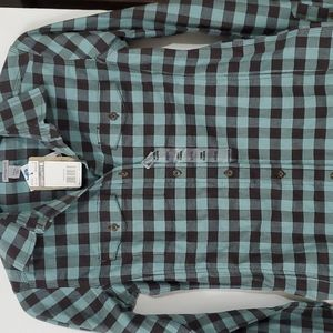 New with tags Carhartt teal black flannel